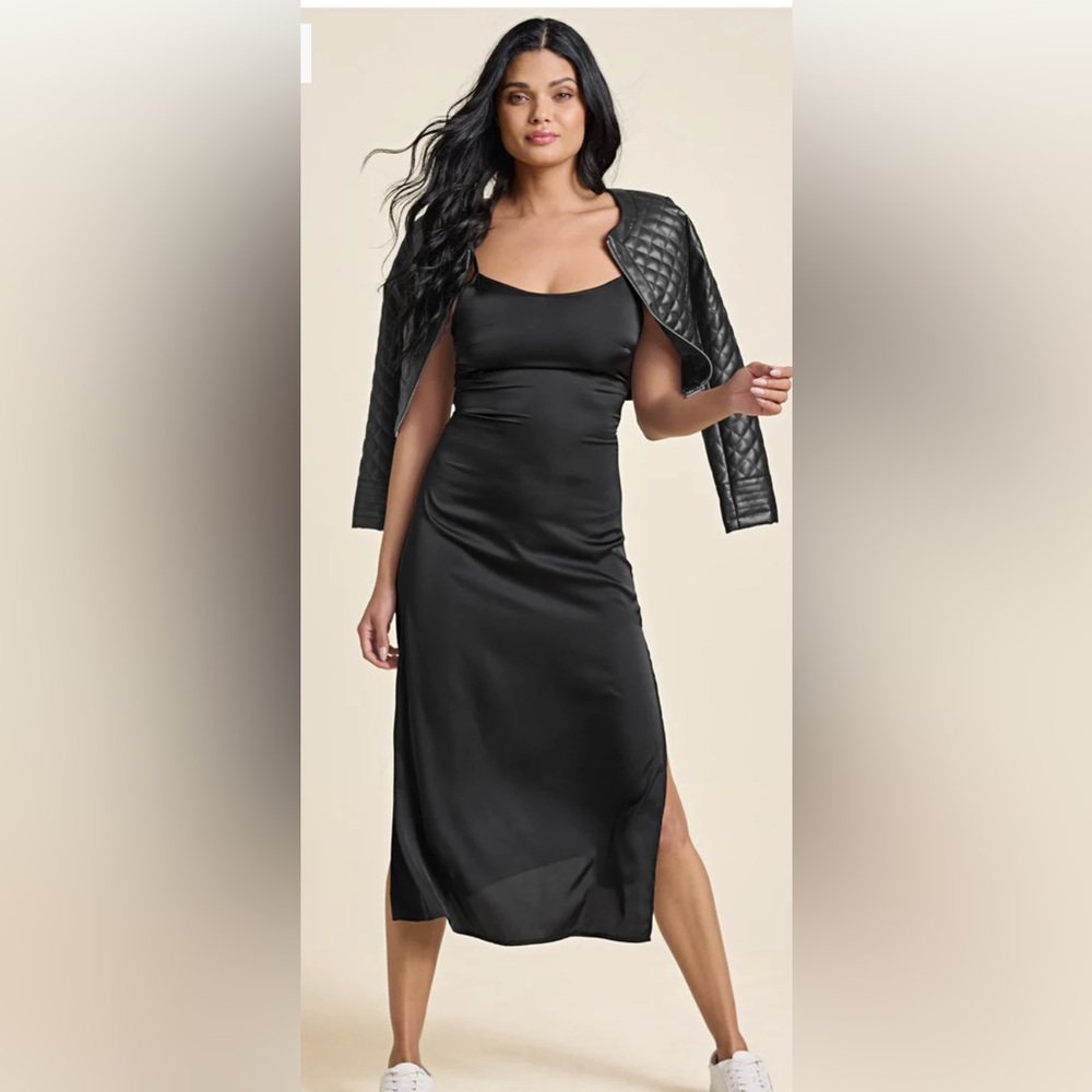 Venus Black Slip dress. Xl